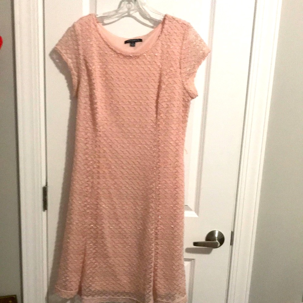 Sharagano size 14 peach dress with sparkles lace with matching lining